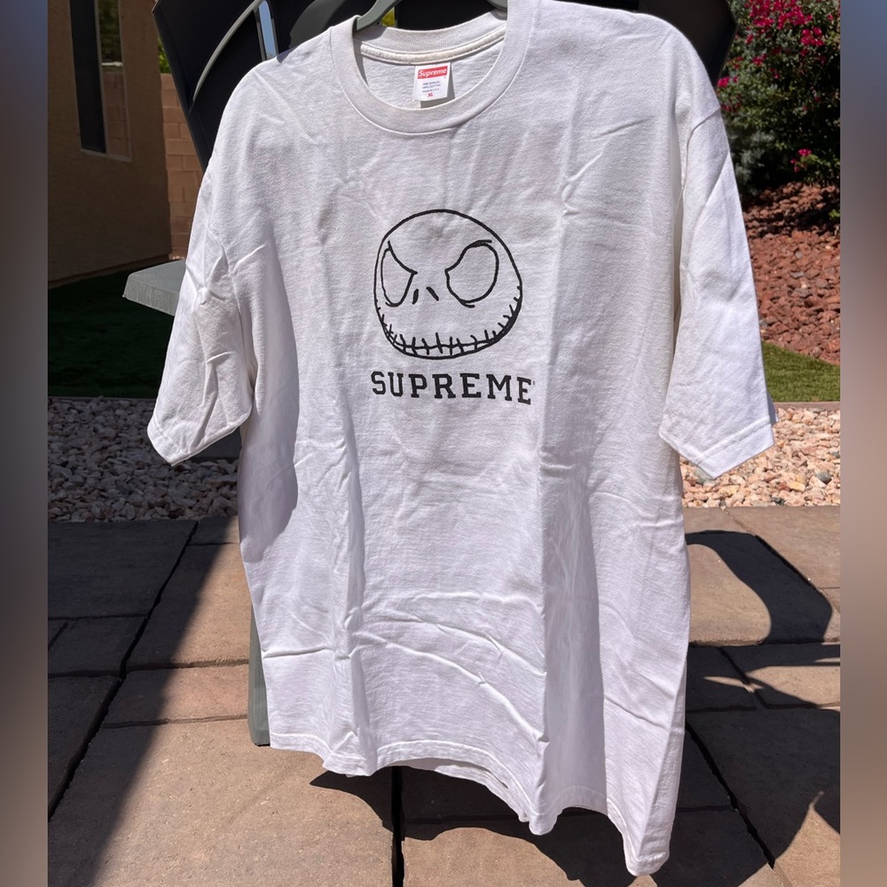 Supreme shirt